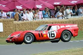 250 series cars are characterized by their use of a 3.0 l (2,953 cc) colombo v12 engine designed by gioacchino colombo. Ferrari 250 Gt Swb Breadvan Wikipedia