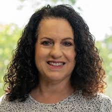 About Collectively And Founder Dr. Julie Radlauer