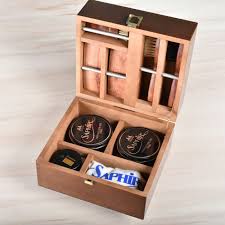 Saphir Valet Exotique Distinctly Different