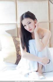 cool18.com 肌肤白溜,容貌标致的绝色国模美女露逼私拍- 欢欢