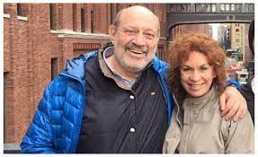 Le confieso que me siento intoxicado por tantas informaciones su organización atiende a los familiares de los presos. Denuncian Que La Novia De Leuco Trabaja Para La Fundacion De Michetti Pero Contratada Por El Senado El Destape