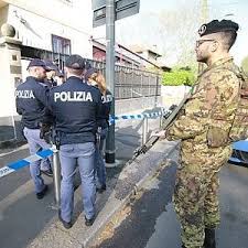 Progettando il nostro sito, abbiamo avuto cura di raccogliere tutte le notizie e le informazioni amministrative, turistiche, culturali, sportive, scientifiche ed economiche con lo scopo esplicito di facilitare il vostro viaggio e la vostra permanenza nell'italia settentrionale. Liquido Incendiario Davanti Al Consolato Tunisino Di Viale Marche Milano Allnews