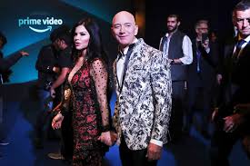 Lauren sanchez, an american news anchor holds a net worth of $30 million. Jeff Bezos And Lauren Sanchez Learn The Red Carpet Couple Rules Vanity Fair
