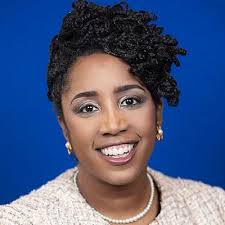 Allison Dietz (@theallisondietz)