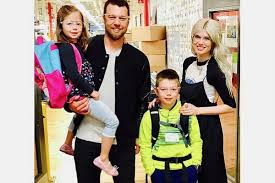 Zobrist was raised in florida for seven years before her father took a. Pm737thsmmybnm