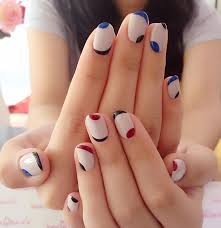 Easy Black And Blue Nail Designs 45 Minimalist Nail Art Ideas To Keep It Simple The Rest Of Summer Trendy Nagelkunst Trendige Nagel Minimalist Nails