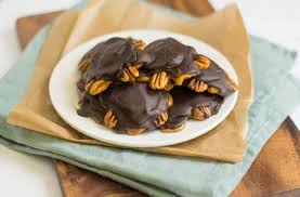 Turtle brownies recipe & video. Homemade Turtle Candy With Pecans And Caramel