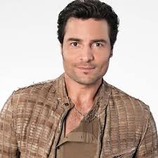 Chayanne, uno de los cantantes boricuas más exitosos de los últimos tiempos  (video)