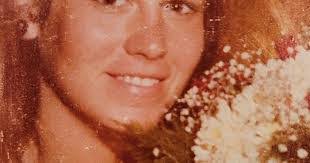 Colleen Pollard's Instagram, Twitter & Facebook