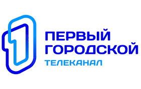 С 1 апреля по 30 сентября 1995 года логотип был округлым и представлял собой жирную вертикальную полоску. Logotip Pervogo Gorodskogo Kanala Masterskaya Vizualnyh Produktov Denisa Artemeva