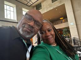 I'm free. Praise the Lord, I'm free. No longer bound. No more chains  holding me. My soul is resting. It's just a blessing. Praise the Lord,  hallelujah, I'm free. A word from