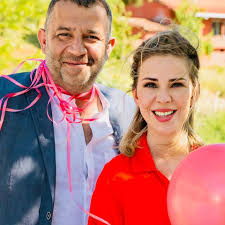 Arkasokaklar523,arkasokaklar524bölümfragmanı,arkasokaklar5üm,arka sokaklar son bölüm arka sokaklar 404.bölüm selin & mesut instagram,twitter @selin_mesutx videoyu 1080p'de izleyin! Selin In Uvey Arka Sokaklar Selin Mesut Selmes Facebook