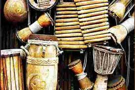 Bagi anda yang ingin tahu cara memainkannya, anda bisa lihat panduan di banyak media, khususnya media youtube. 10 Alat Musik Tradisional Indonesia Yang Hampir Punah Yuk Lestarikan Perencana Keuangan Pertama Yang Tercatat Ojk