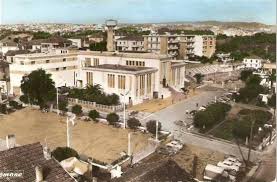 Kouba Mairie 2 Nouvelle Couleur Jpg 550 362 Mansions House Styles Dolores Park