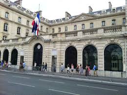 Check spelling or type a new query. L Hotel De Belle Isle La Caisse Des Depots Et Consignations Paris Promeneurs