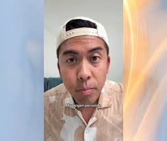 Can anyone tell me what I'm dealing with here? They looked WAY, way worse  about 6 months ago... I've been brushing with baking soda and hydrogen  peroxide, flossing daily, coconut oil pulling,