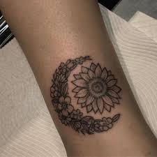 The sun and moon tattoo can mean different things to different cultures and beliefs, but it is generally regarded as a representation of the two opposing powers. 50 Meaningful And Beautiful Sun And Moon Tattoos Kickass Things
