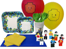 Think plates, napkins, balloons, table clothes, they should all be in your party color palette. Lego Birthday Party Planning Ideas Supplies Partyideapros Com