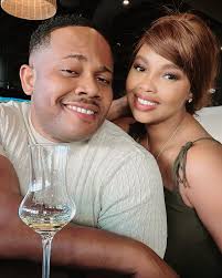 I like how I'm perfectly happy with all your imperfections ✨