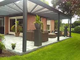 Moderne Terrassenuberdachung Als Eckmodell Iaus Aluminium In Anthrazit Q S Ga Einrichtungsideen Uberdachung Terrasse Uberdachung Garten Terrassendach