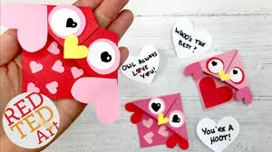 Bring on all the pink and red things. Easy Valentine S Owl Corner Bookmark How To Youtube