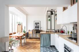 Un Appartement Parisien Renove Pour Un Couple Planete Deco A Homes World Appartement Parisien Appartement Cuisine Appartement