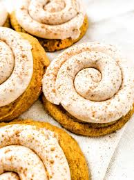 How Long Do Crumbl Cookies Last (How To Store Crumbl Cookies)