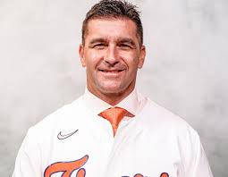 Clemson officially names Erik Bakich head baseball coach