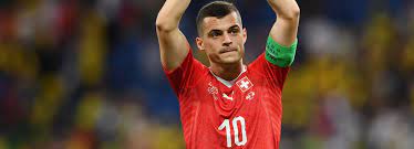 During the beginning of his career he played as a right back but following his return to the basel team after his loan to grasshopper club he. Granit Xhaka Und Seine Frau Leonita Erwarten Ihr Erstes Kind