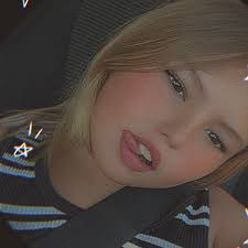 Emily Defever in people