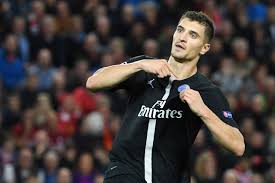 Football statistics of thomas meunier including club and national team history. Ruckt Der Bvb Wechsel Naher Paris Plant Ohne Meunier Bvbwld De