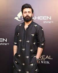 26 Best Black Kurta Pajama For Men 2019 Designer Clothes For Men Gents Kurta Design Fashion Suits For Men New designer kurta pajama for men. gents kurta design fashion suits for men