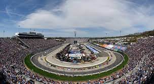 This is a list of tracks which have hosted a nascar race from 1948 to present. Martinsville 101 Busch S Streak Short Track Racing More Nascar Com