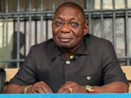 🚨Obsèques du pape : 400.000 personnes ont assisté aux funérailles du pape  François