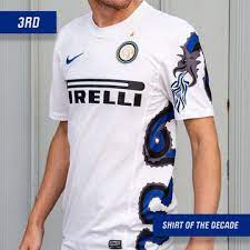 Por Cento Contemporaneo Por Mes As Camisas De Futebol Mais Bonitas Da Decada Gaeeein Com Camisas manga curta e manga longa do seu time de coracao. por cento contemporaneo por mes as camisas de futebol mais bonitas da decada