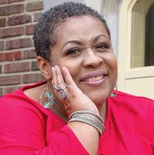 Marty K. Casey finds artistic passion through pain, debuts one-woman show