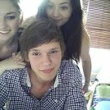 Stream Paul Schell music