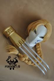 The one that would see vega leap onto the cage, climb up to the top before jumping down to slice his opponent up with his perhaps most important of all, 30th may is the day the new capcom fighters network rolls out to all street fighter 5 players. Vega Street Fighter Maske Und Krallen Etsy