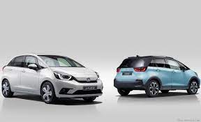 Price boleh dapatkan info berkenaan honda jazz e 2021. Honda Jazz 2020 Comes With All New Look Inside And Outside