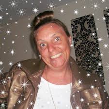 Please help in tonight's episode Ruby's father what was he in I remember  him being in some old fashioned program