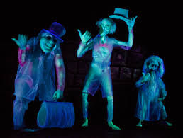 It wants to be more than a movie version of the ride. Brand New Haunted Mansion Movie In The Works From Ghostbusters Writer Katie Dippold Bloody Disgusting