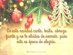 Navidad es cuando reina el amor, cuando podemos reunirnos con el corazón lleno de gozo. Frases De Navidad Frases Con Emocion