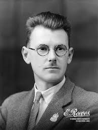 About — Edward Reeves Photography