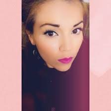 Elsa Arreguin's Instagram, Twitter & Facebook