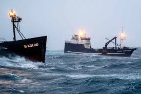 Watch 'Deadliest Catch' rescue after Jake Anderson and crew forced to  abandon ship (exclusive)