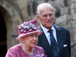Queen elizabeth ii speaks two languages fluently, english and french. Queen Und Prinz Philip Royals Leben Nicht Mehr Unter Einem Dach Boulevard