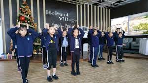 Visi slb bc putra harapan gondang. Tarian Siswa Sekolah Dian Warnai Peresmian Sales Office Holland Village Manado Tribun Manado