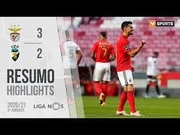 Haris seferovic (benfica) de cabeça em frente à baliza ao lado inferior benfica 1, sc farense 0. Benfica Beats Farense At Luz Stadium 3 2 Ineews The Best News