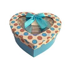 Window gift boxes custom made in two pieces by rigid paper cardboard, good for gourmet, chocolate, and toys. Paper Gift Box Heartshaped With Pvc Window Gift Box Set 3 Boxes One Set Good Price China Paper Gift Box And Gift Set Box Price Made In China Com