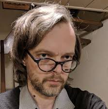 Using different xover points and time delay settings for front and rear  subs?